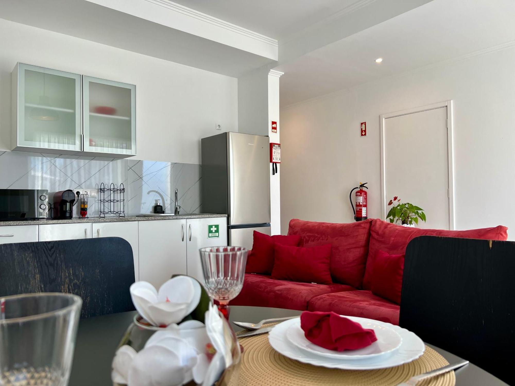 Casa Caloura Passion Deluxe Accommodation & Spa ラゴア エクステリア 写真